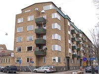 Image missing alt text